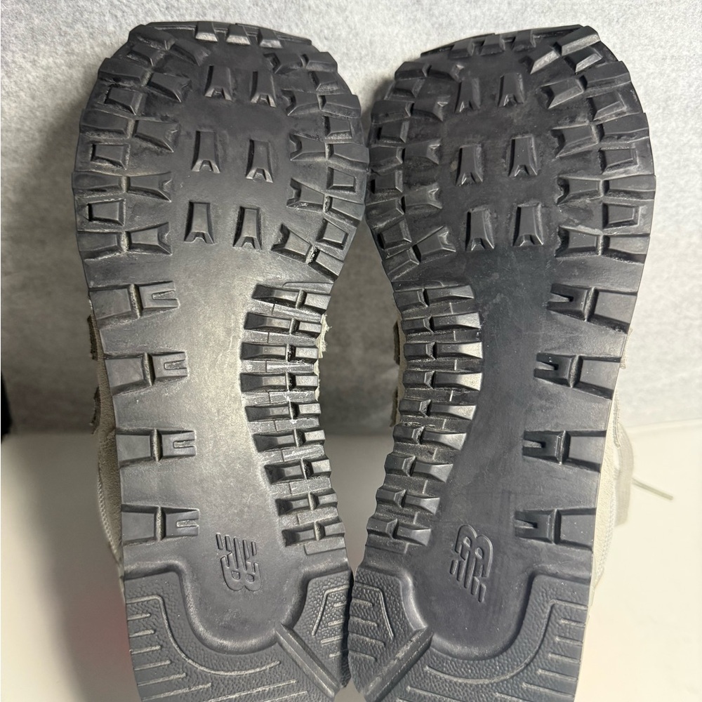 New balance x figs sneakers - Picture 6 of 7